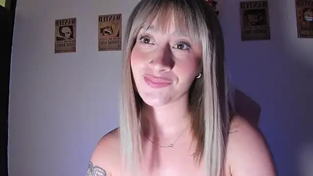 chloe_rockss_ live cam