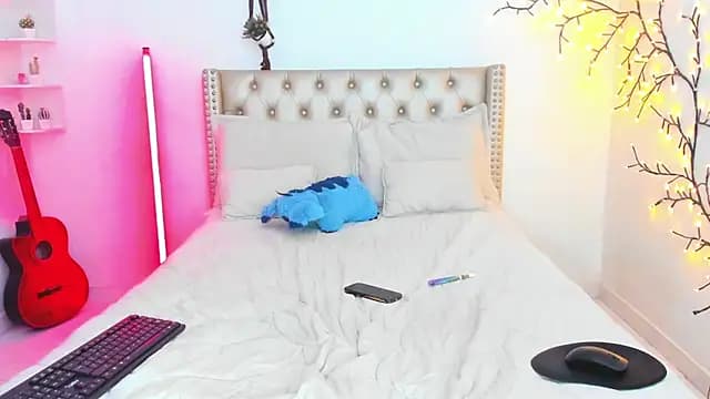 LenaStylesOA live cam