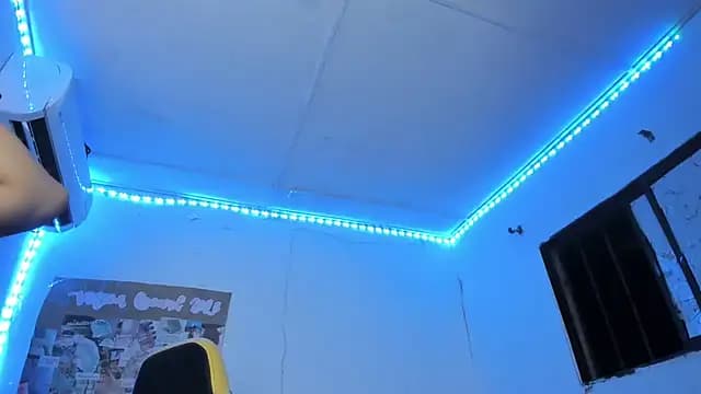 emily_stars1 live cam