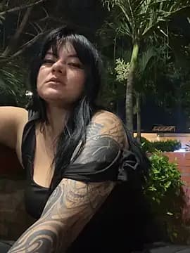 EternaAura_ live cam on Stripchat