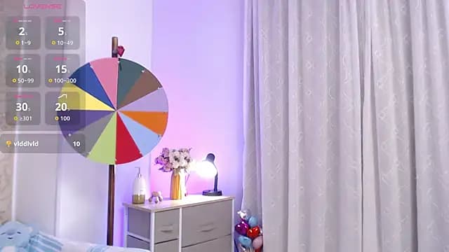 GinebraBrown live cam