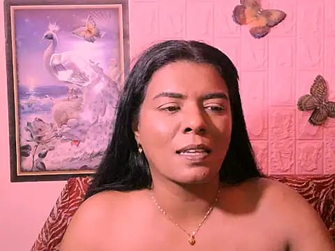 Indiannaughtygoddess live cam on Stripchat