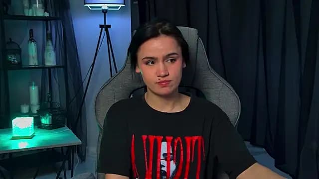 MonicaFarmer live cam