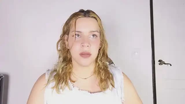 NanyMatrioska live cam