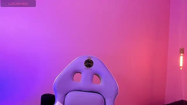 Ivonne_pier_x live cam