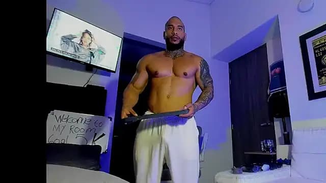 Andrew_Johnnson live cam on Stripchat