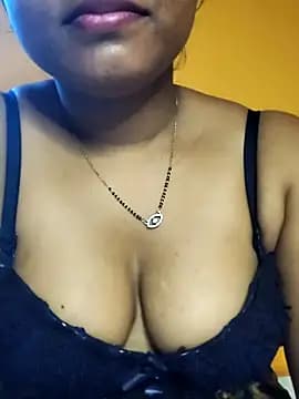 hotmiki live cam on Stripchat