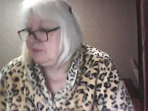 Alexia64231 live cam on Stripchat