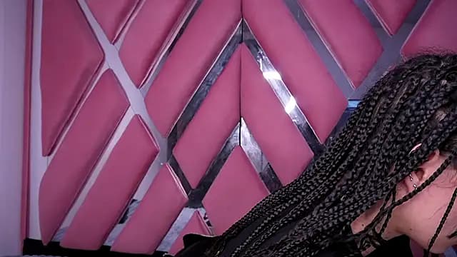 Pinksnake live cam on Stripchat