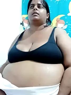 SusanaEshwar live cam on Stripchat