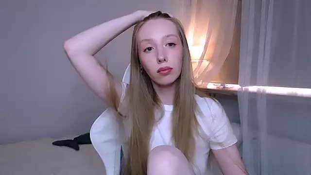 Luna_insniity live cam on Stripchat