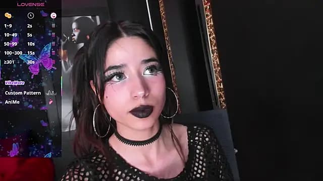 Nyx_Moon live cam on Stripchat