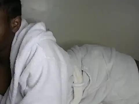 Novah_ live cam on Stripchat