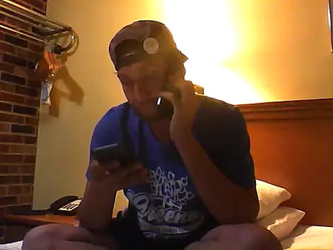 SmokingSloth live cam