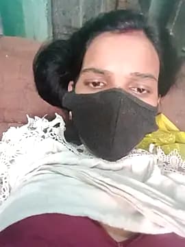 Desi_Couple_P live cam on Stripchat