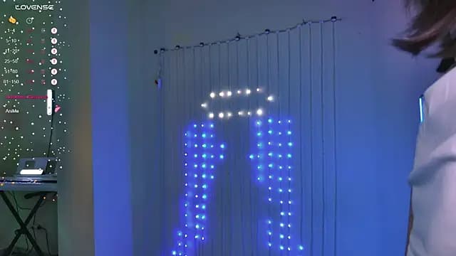 Arielle__03 live cam on Stripchat