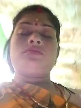 Na_shreya live cam on Stripchat