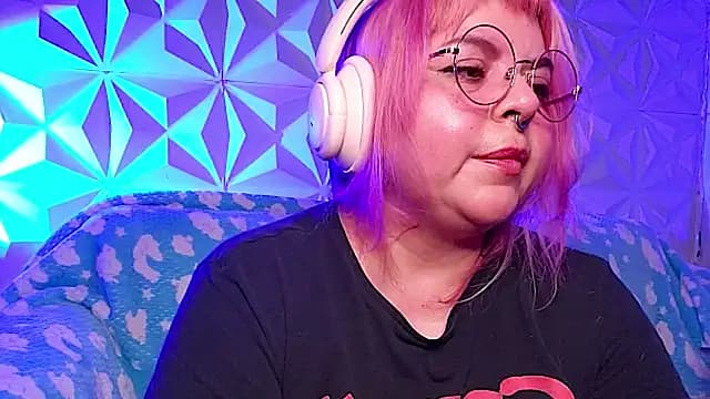 Satyn_doll live cam on Stripchat