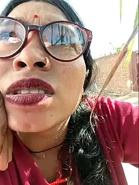 Priyankasing live cam on Stripchat