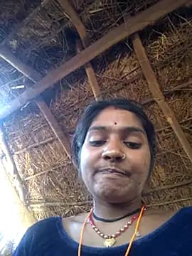 Hotty_raghni live cam