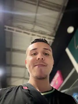 adam-rivera live cam on Stripchat