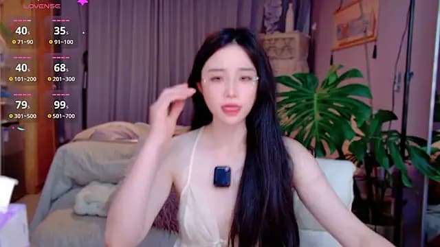 JaeHartMorn live cam on Stripchat