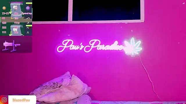 BlazedPauX live cam