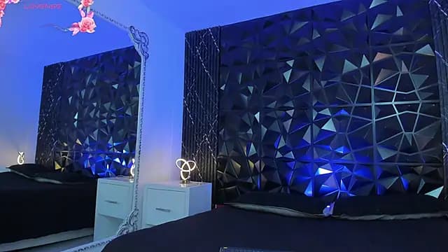 JulietaKane live cam