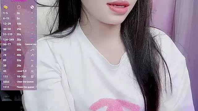 Emily_mmialody live cam