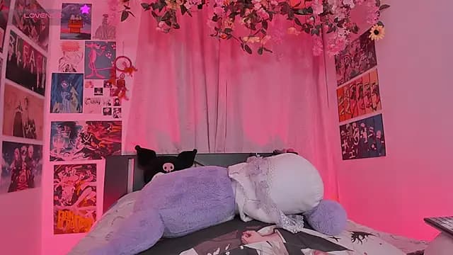 MissCurvyTop live cam