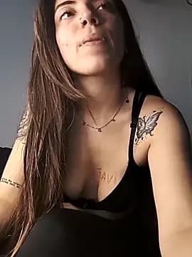 Ceciihot live cam
