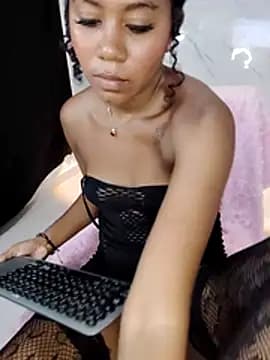 CaramelDesire live cam