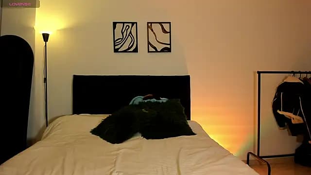 maite_evanss live cam