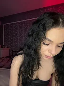 Olivia_Noor live cam