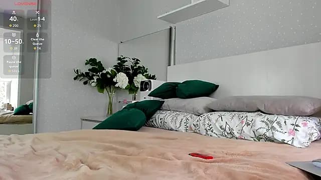 crowned_goddess live cam