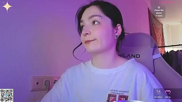 Luna_Moon13 live cam