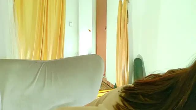 magali_19 live cam