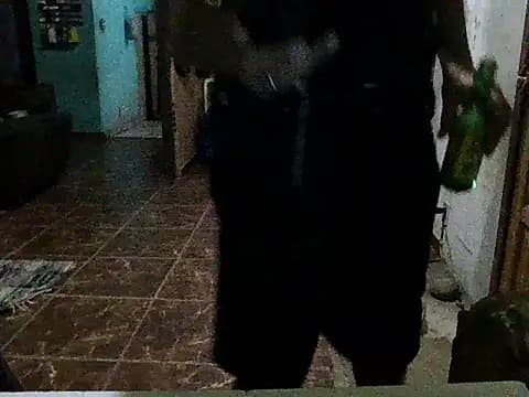 Pirulaibe23 live cam on Stripchat