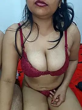 Monika089 live cam on Stripchat