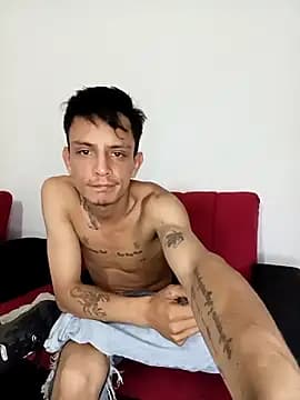 andrewcoopper1 live cam