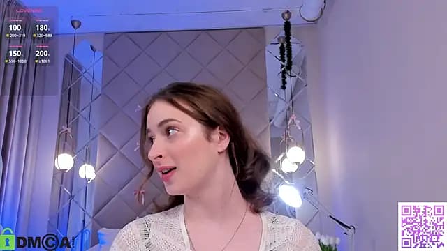 moon_sanny live cam on Stripchat