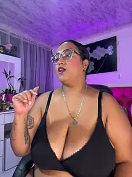 Teffy__xxx live cam on Stripchat