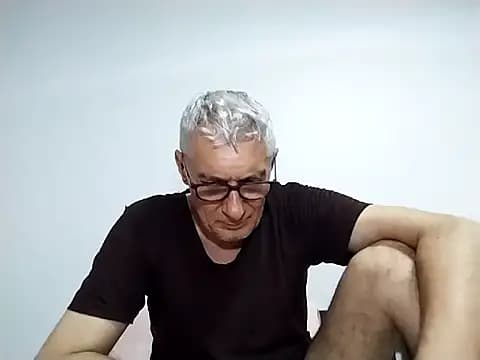 BIGUNCUTHARDCOCK live cam