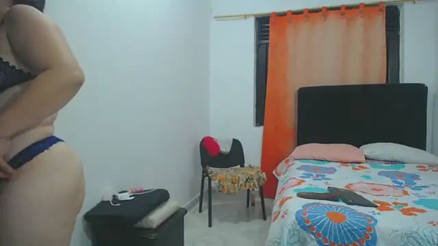 Meloncillo_and_Babyliss99 live cam