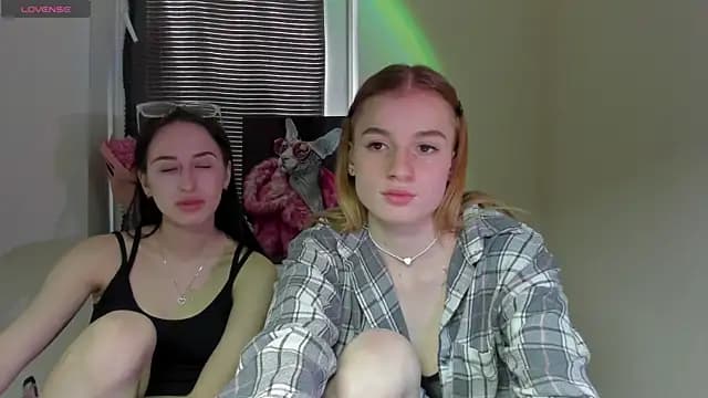 Stacey_Brow live cam