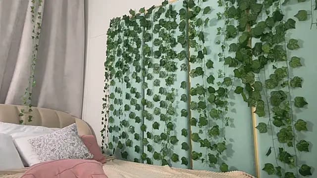 Love_is_Lola live cam