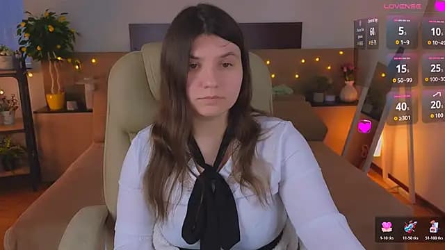 Viola__Shy live cam