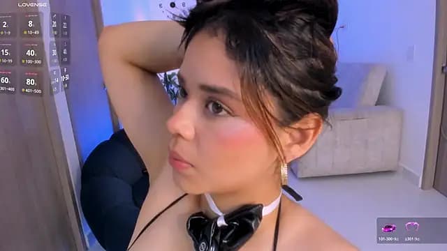 NikaVelvet1 live cam