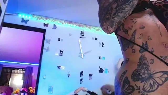 goddess_BigassCock live cam