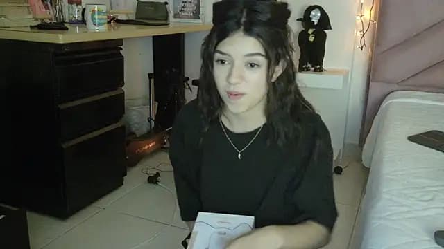 eva_sin18 live cam on Stripchat